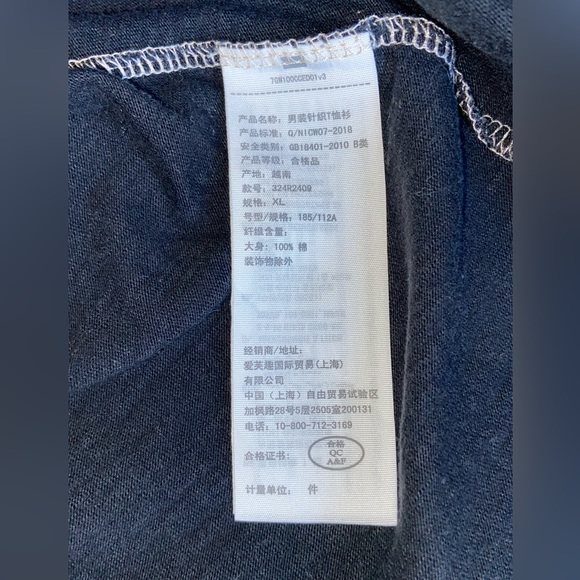 Hollister Men’s Curved Hem long sleeve Tee - Picture 8 of 8